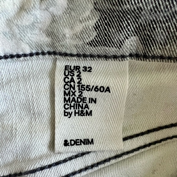 H&M Shorts - Picture 6 of 7